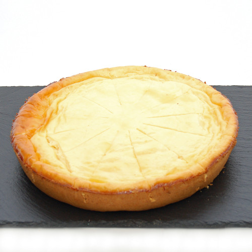 Käsekuchen, Buttermürbe-/Hefeteig gefüllt mit Quark, auch als Blechkuchen